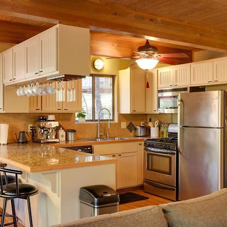 Spacious Groveland Cabin With Wraparound Deck! Extérieur photo